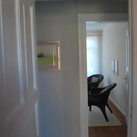 Friesen-cottage Holiday home *
